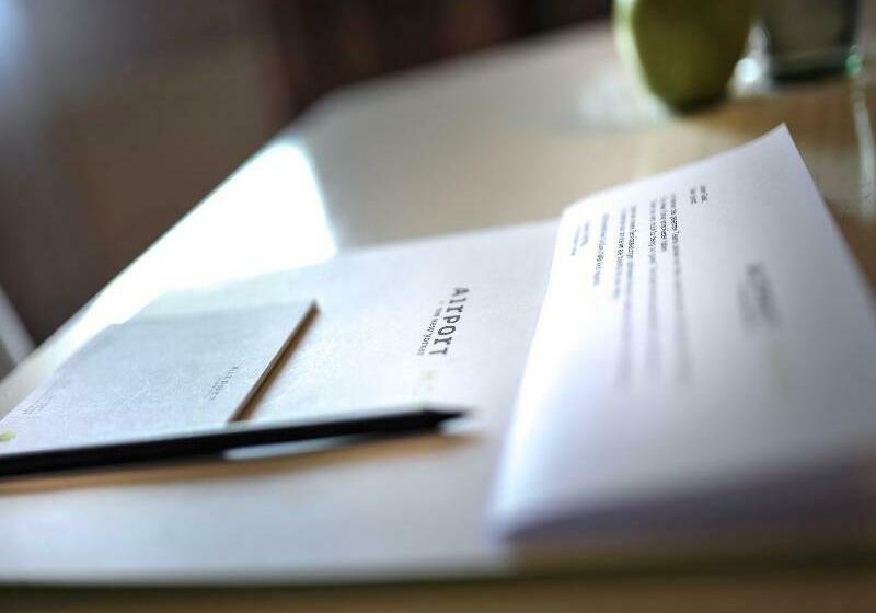 Airport Hotel By The New Yorker