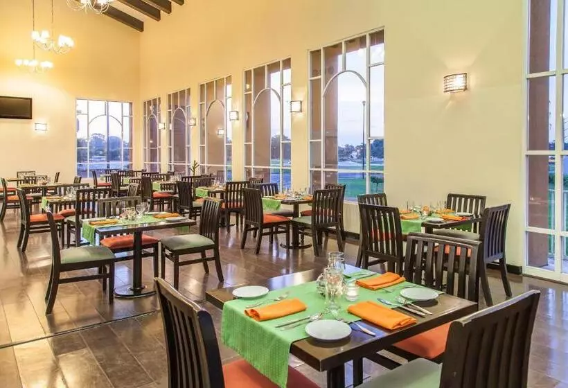 Hôtel Baymont Inn And Suites Lazaro Cardenas