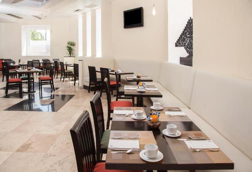 هتل Baymont Inn And Suites Lazaro Cardenas