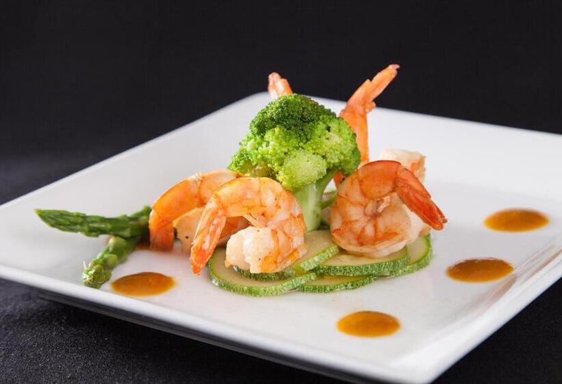 هتل Baymont Inn And Suites Lazaro Cardenas