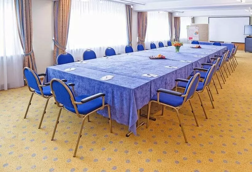 هتل Domicil Berlin By Golden Tulip