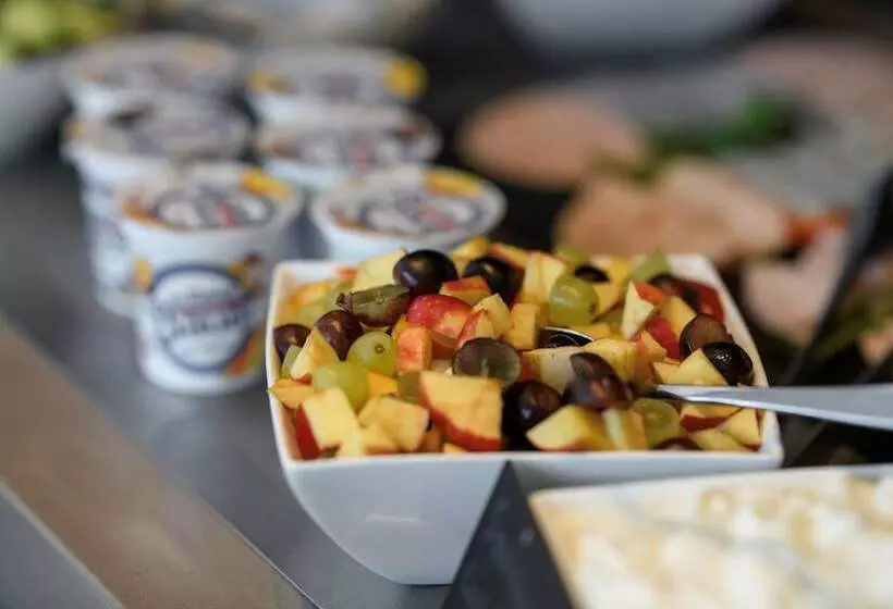 هتل Domicil Berlin By Golden Tulip