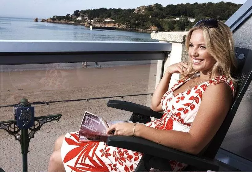 Отель Golden Sands