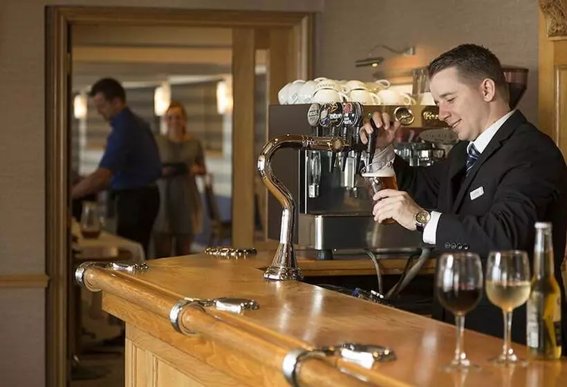 Отель Golden Sands