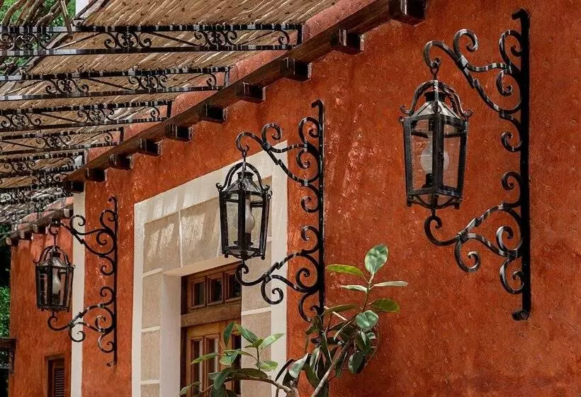 هتل Hacienda Xcanatun, Angsana Heritage Collection