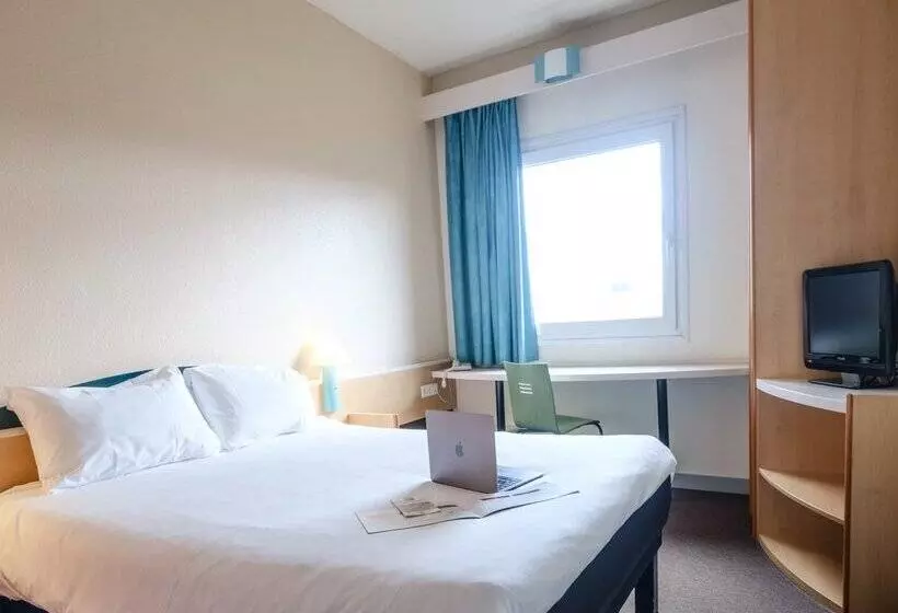 Отель Ibis Madrid Alcorcon Tresaguas