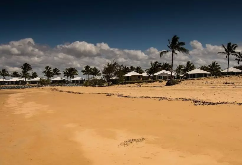 هتل Illawong Beach Resort