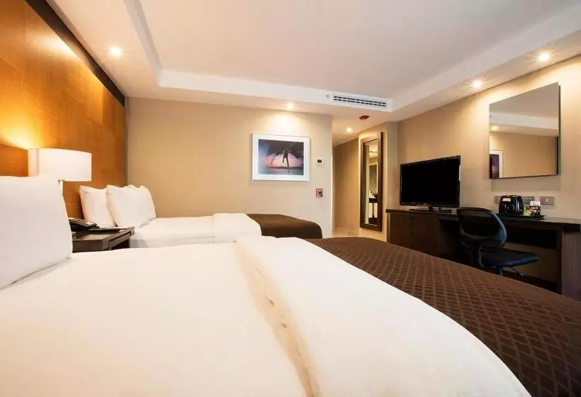 هتل Krystal Urban Aeropuerto Ciudad De Mexico