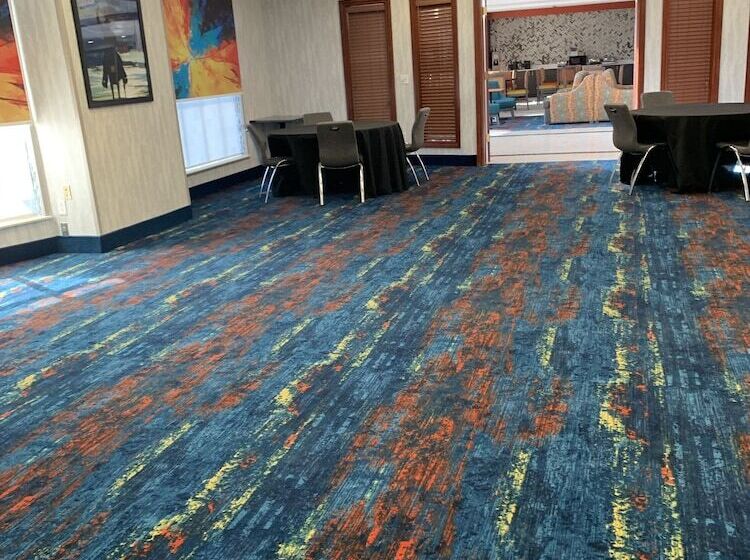 בית מלון כפרי La Quinta By Wyndham Okc North   Quail Springs