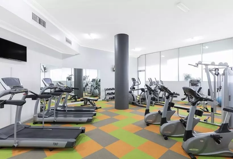 ホテル Meriton Suites Bondi Junction