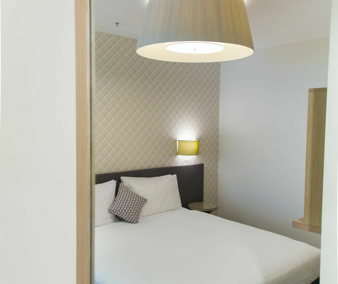 בית מלון כפרי Metro On Pitt