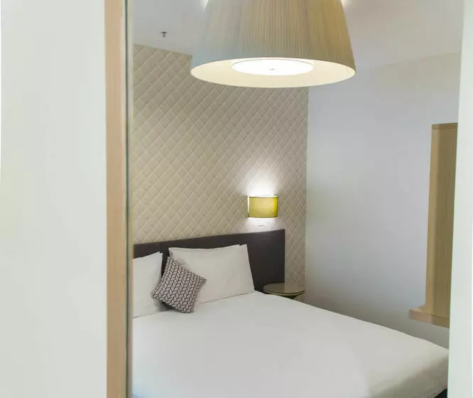 בית מלון כפרי Metro On Pitt