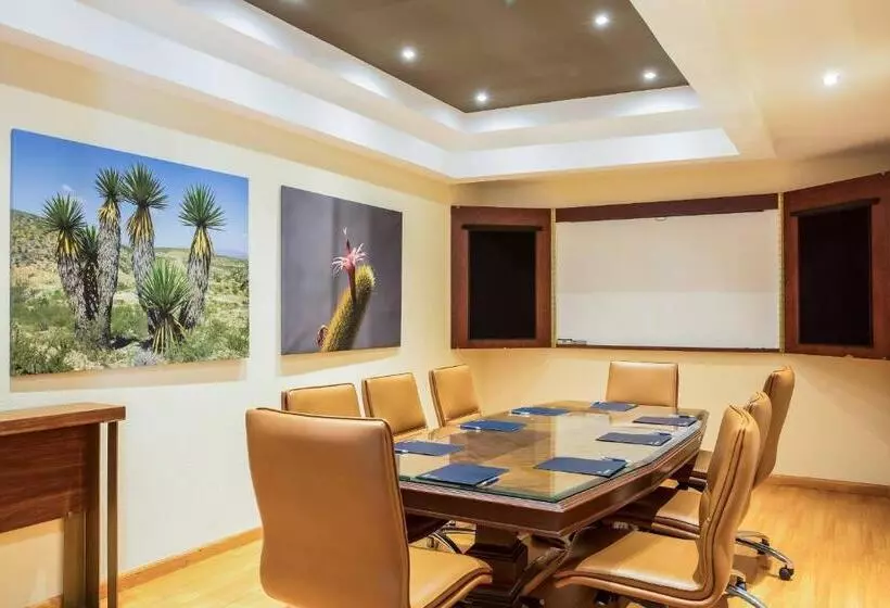 هتل Sheraton Chihuahua Soberano