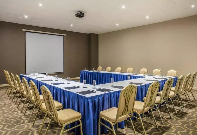 هتل Sheraton Chihuahua Soberano