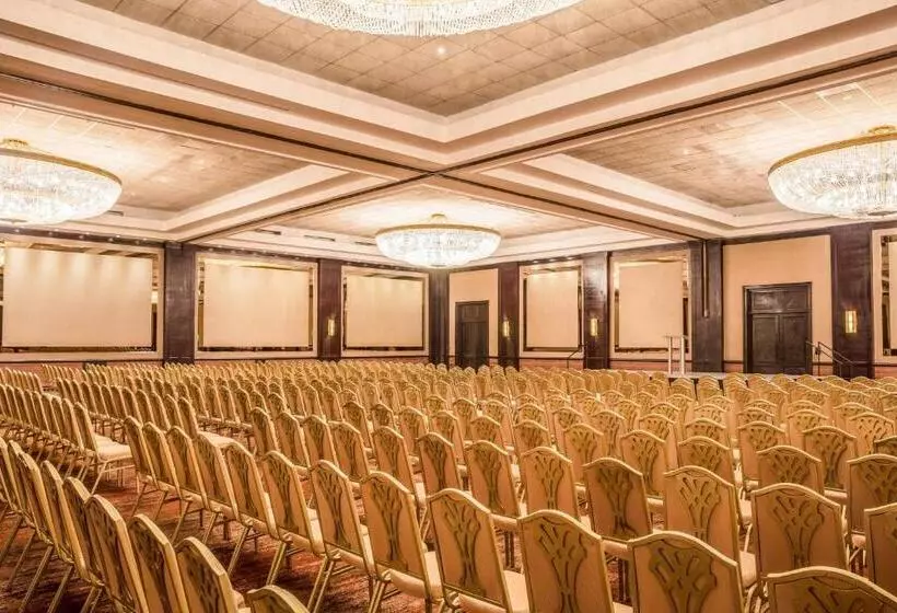 هتل Sheraton Chihuahua Soberano