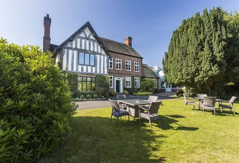 酒店 The Moat House