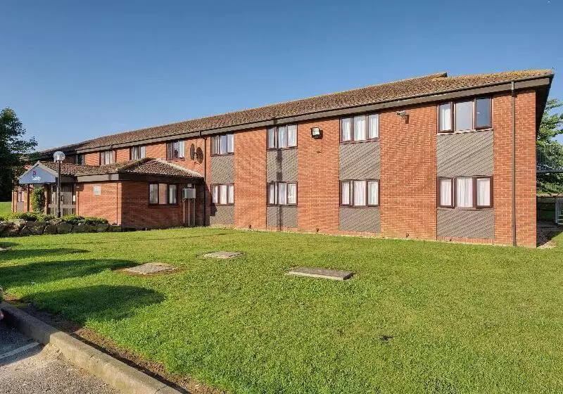 Отель Travelodge Sleaford
