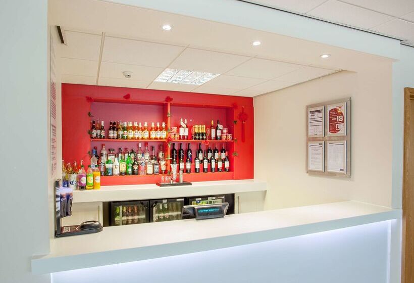 酒店 Travelodge Slough