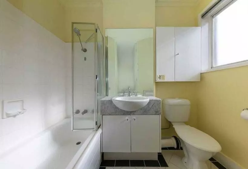 Knightsbridge Apartments