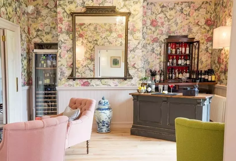 New Park Manor Hotel A Luxury Family