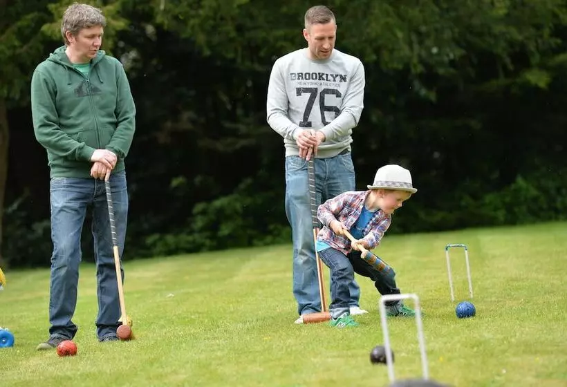 New Park Manor Hotel A Luxury Family