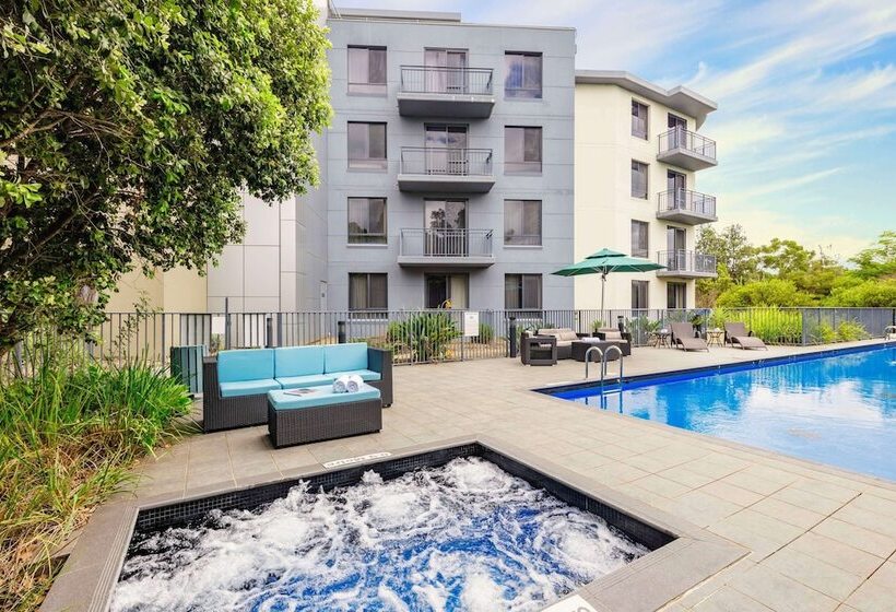 Oaks Sydney North Ryde Suites