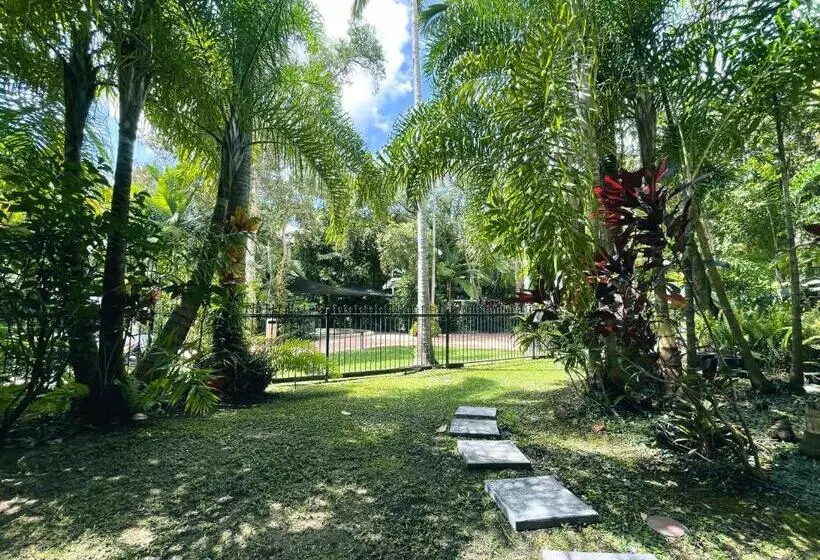 Trinity Links Resort