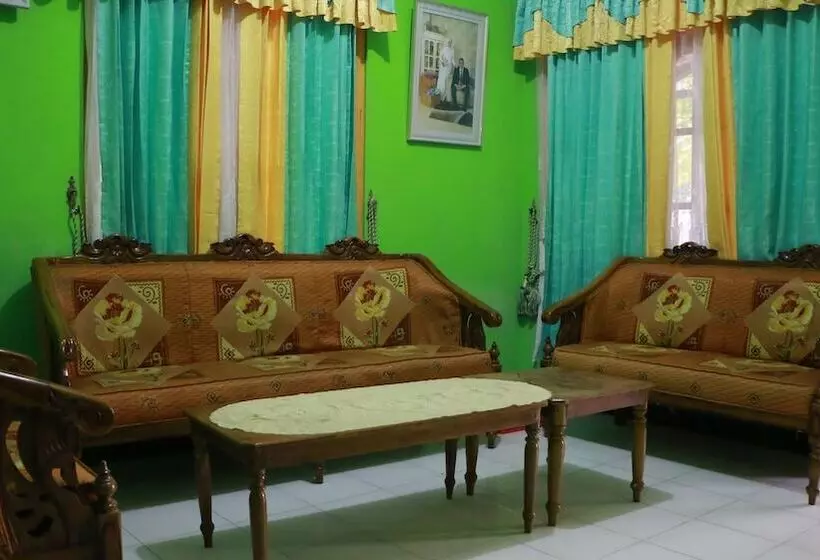 Auberge Hôtelière Dalem Kakung