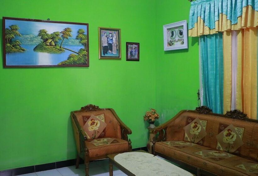 Ostello Dalem Kakung