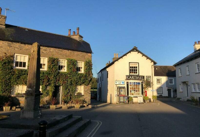 ベッドアンドブレックファースト Coffee & Stays At Cartmel Square