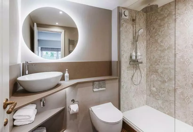 ベッドアンドブレックファースト Coffee & Stays At Cartmel Square