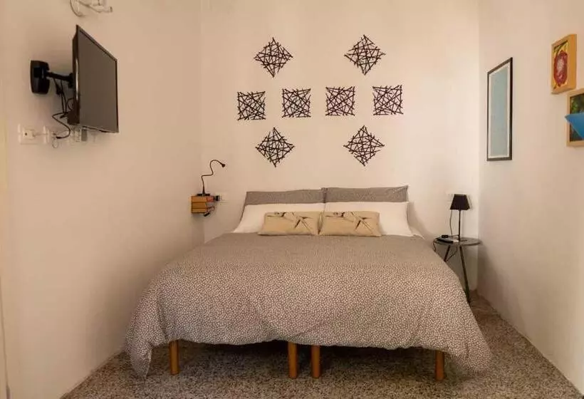 ベッドアンドブレックファースト Maddrigga Di Luna