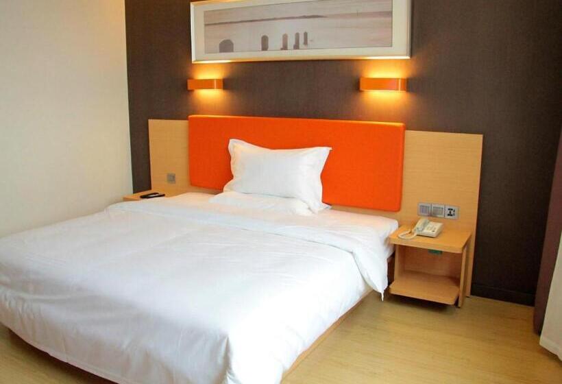 Hotelli 7days Premium Leshan Qianwei Fengye Fortune Center Branch