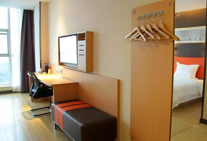 ホテル 7days Premium Leshan Qianwei Fengye Fortune Center Branch