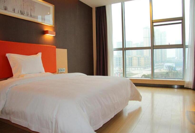 Hotelli 7days Premium Leshan Qianwei Fengye Fortune Center Branch