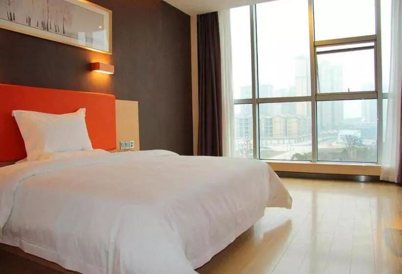 ホテル 7days Premium Leshan Qianwei Fengye Fortune Center Branch