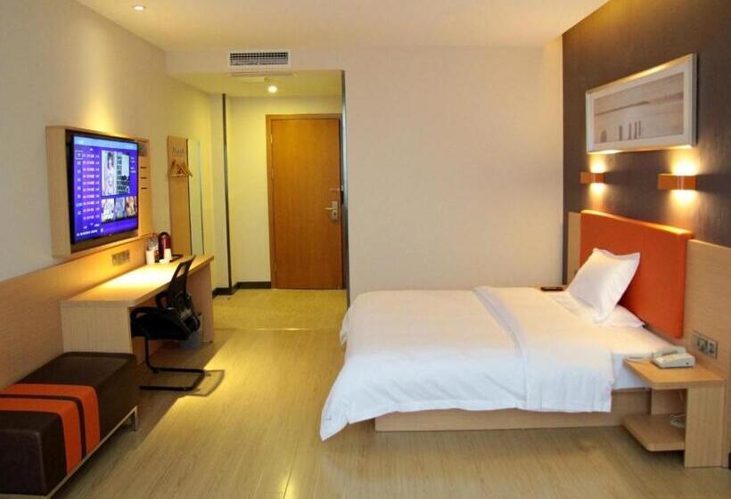 Hotelli 7days Premium Leshan Qianwei Fengye Fortune Center Branch