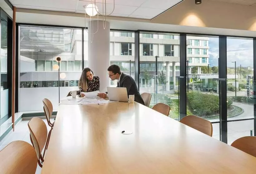 ホテル Adagio Access Brussels Delta