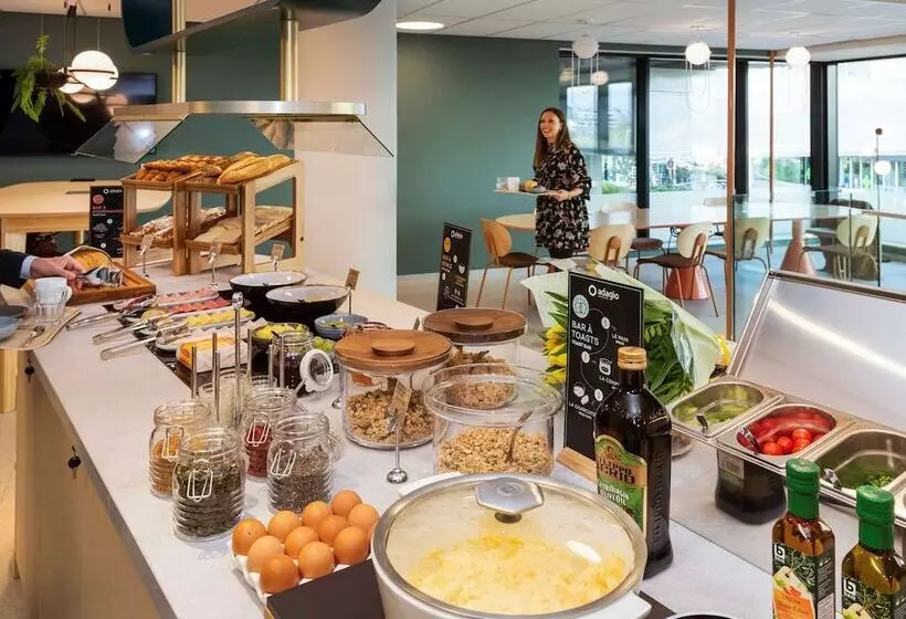 ホテル Adagio Access Brussels Delta