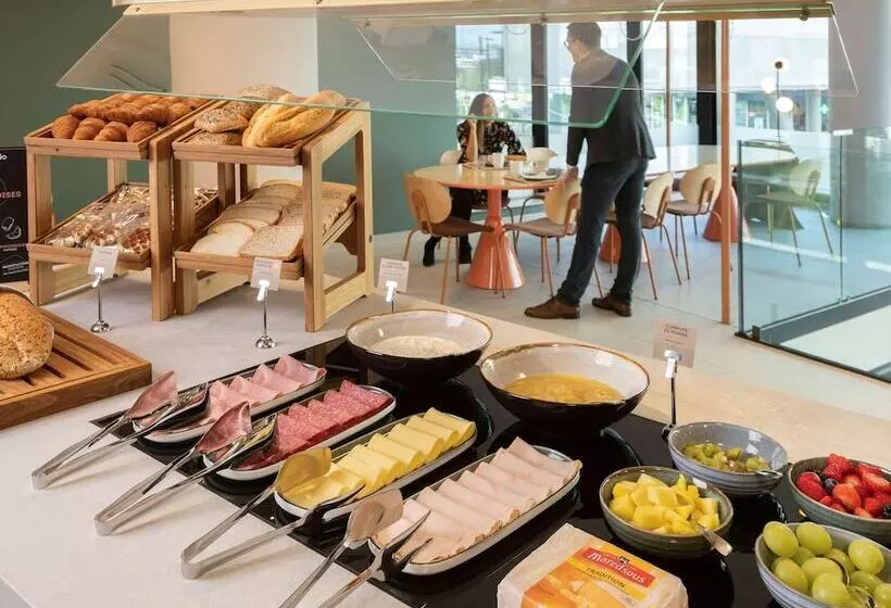 ホテル Adagio Access Brussels Delta