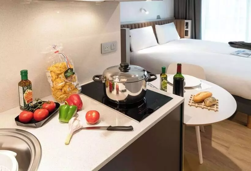 ホテル Adagio Access Brussels Delta