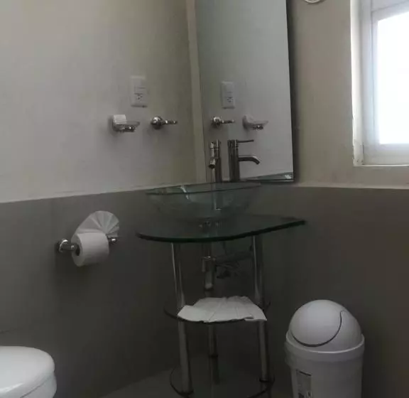 ホテル Malinalli Express