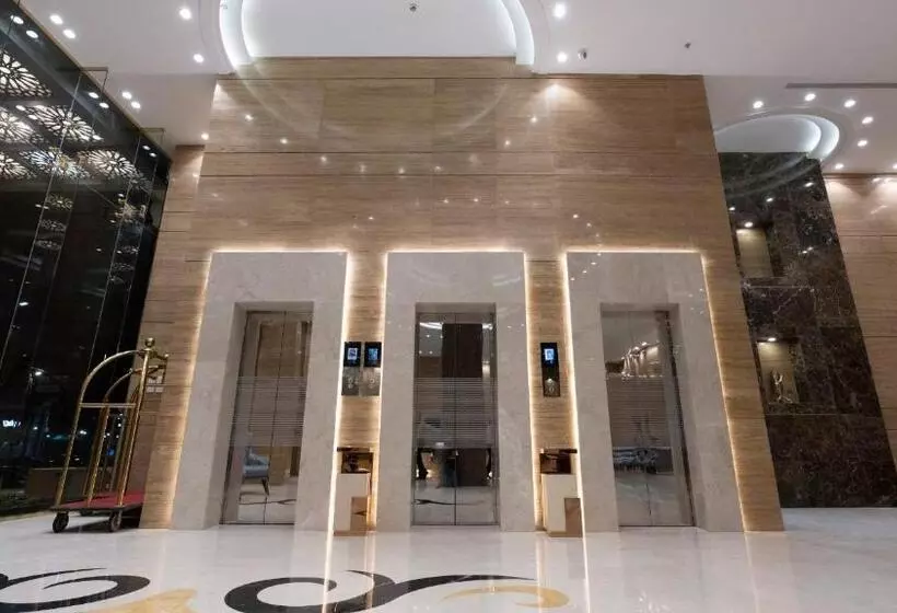 Hotelli Seven Gardens