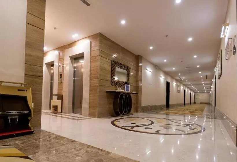Hotelli Seven Gardens
