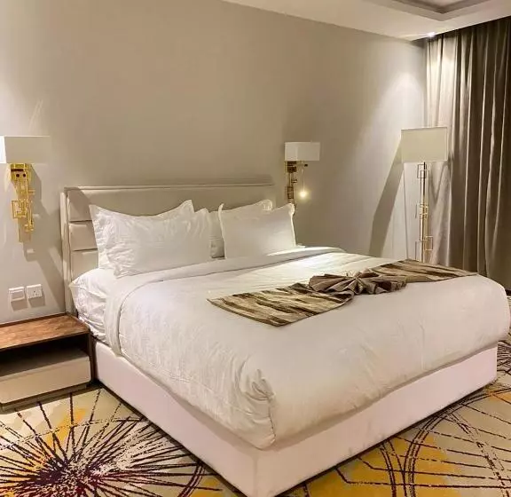 Hotelli Seven Gardens