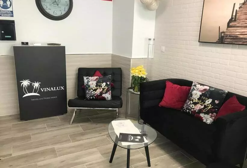 ユースホステル Vinalux