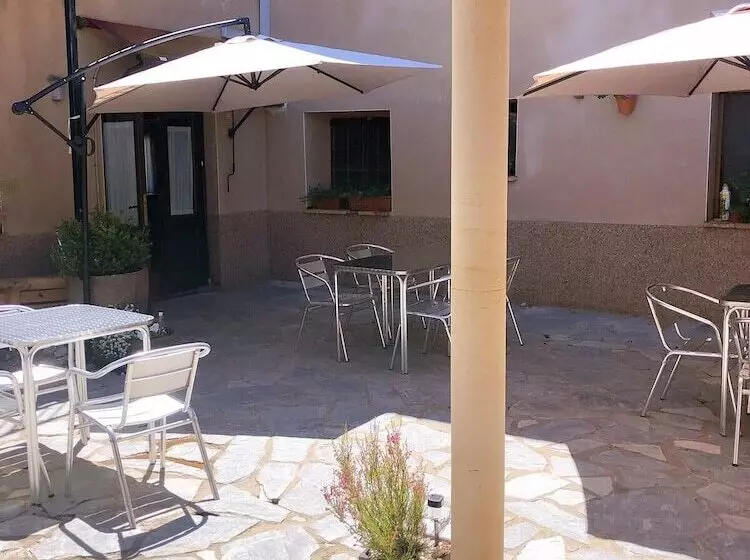 Aparhotel Casa Arnal