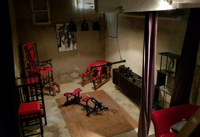 Bed and Breakfast Love Room Perpignan 35mn De Perpignan