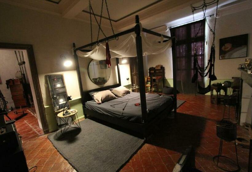 Bed and Breakfast Love Room Perpignan 35mn De Perpignan