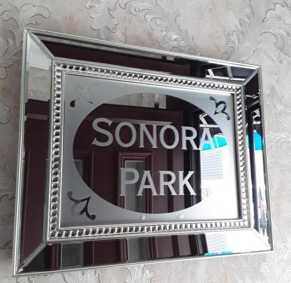 تختخواب و صبحانه Sonora Park